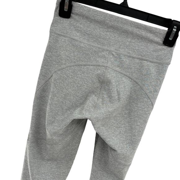 Outdoor Voices Dove Ash Gray 3/4 Two Tone Cropped Warmup Leggings - Picture 7 of 9